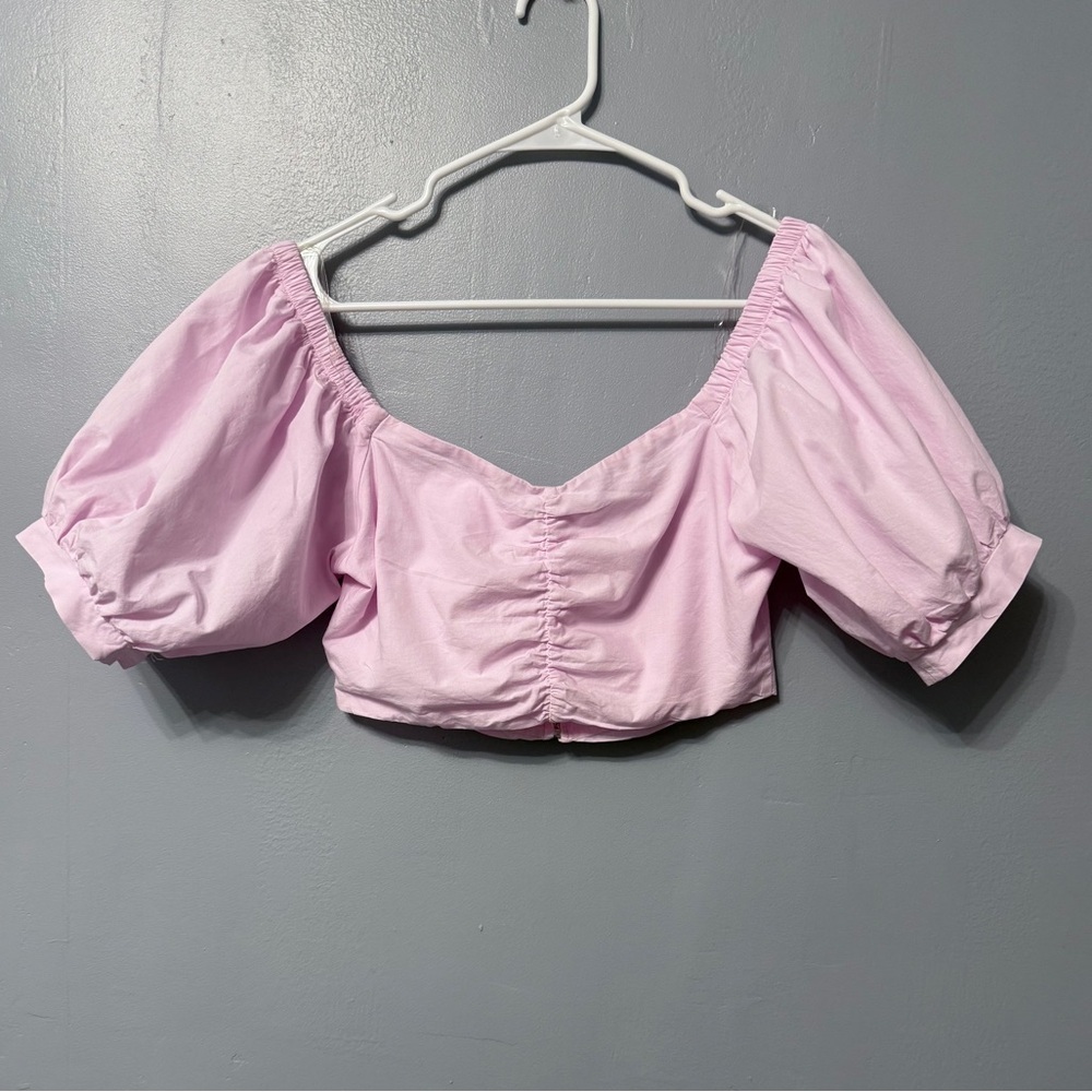 #5)  Pink Off-Shoulder Puff Sleeve cropped Top